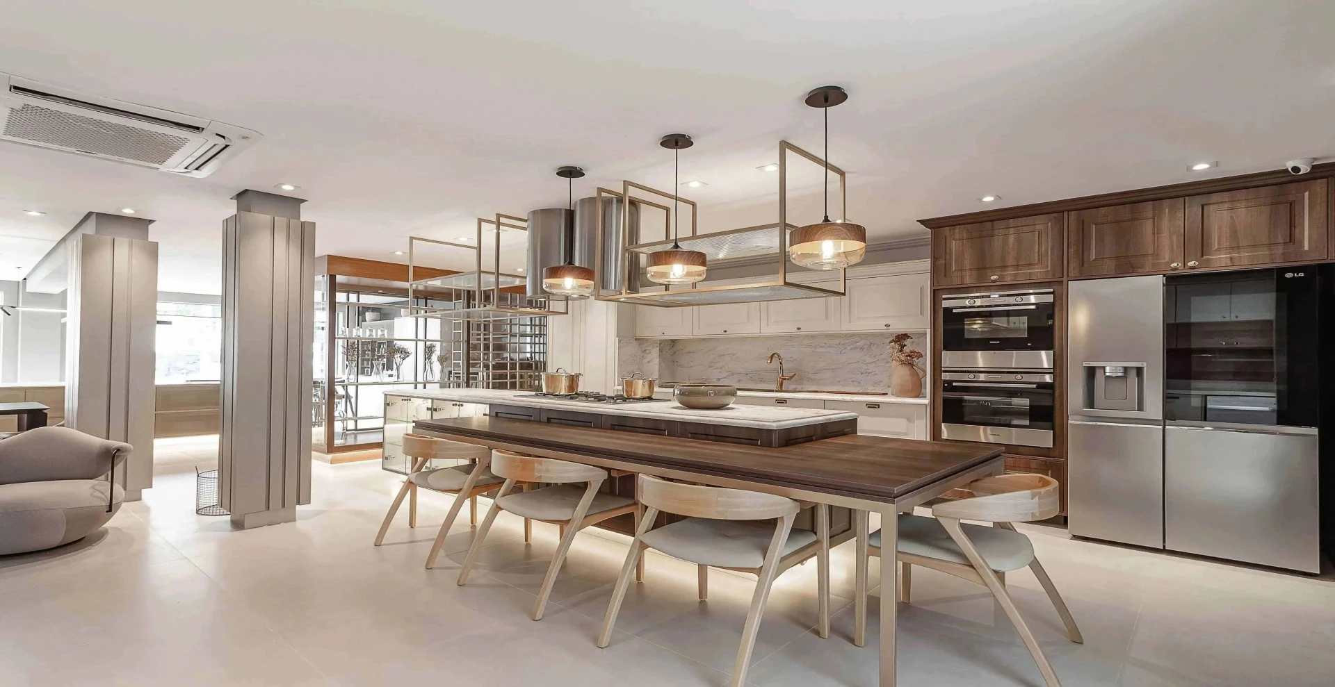 Example image as parallax background.